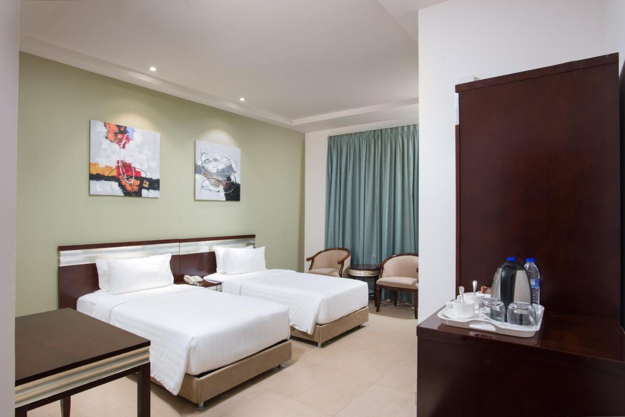 Centara Life Muscat Dunes Hotel Ngoại thất bức ảnh